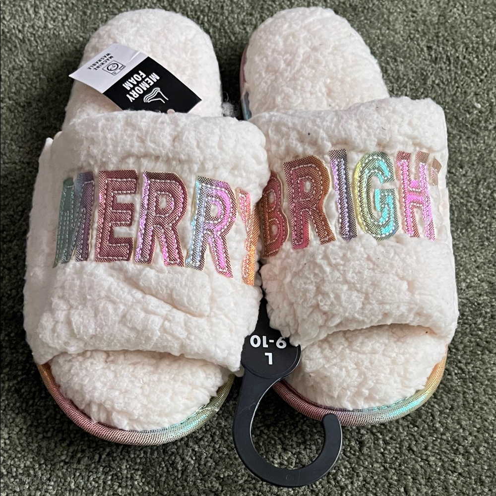 Merry & Bright Fuzzy Slippers